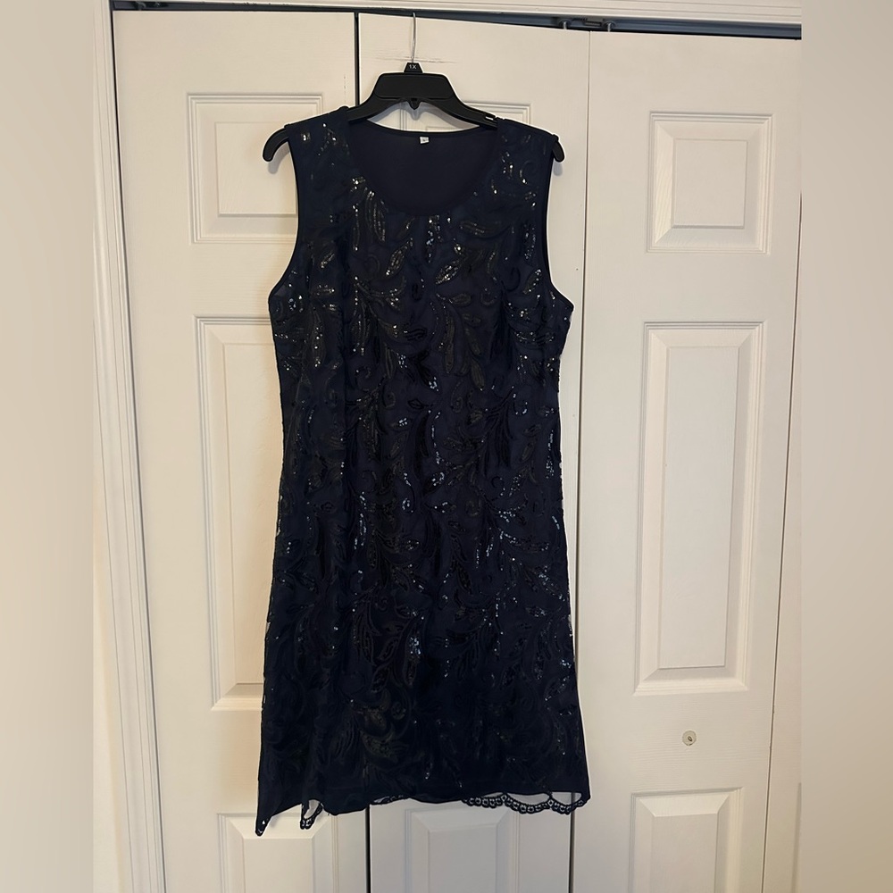 Elegant Navy Sleeveless Dress